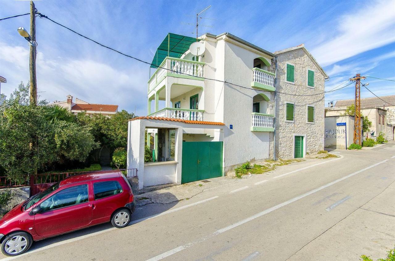 Apartments Nada Vodice Luaran gambar